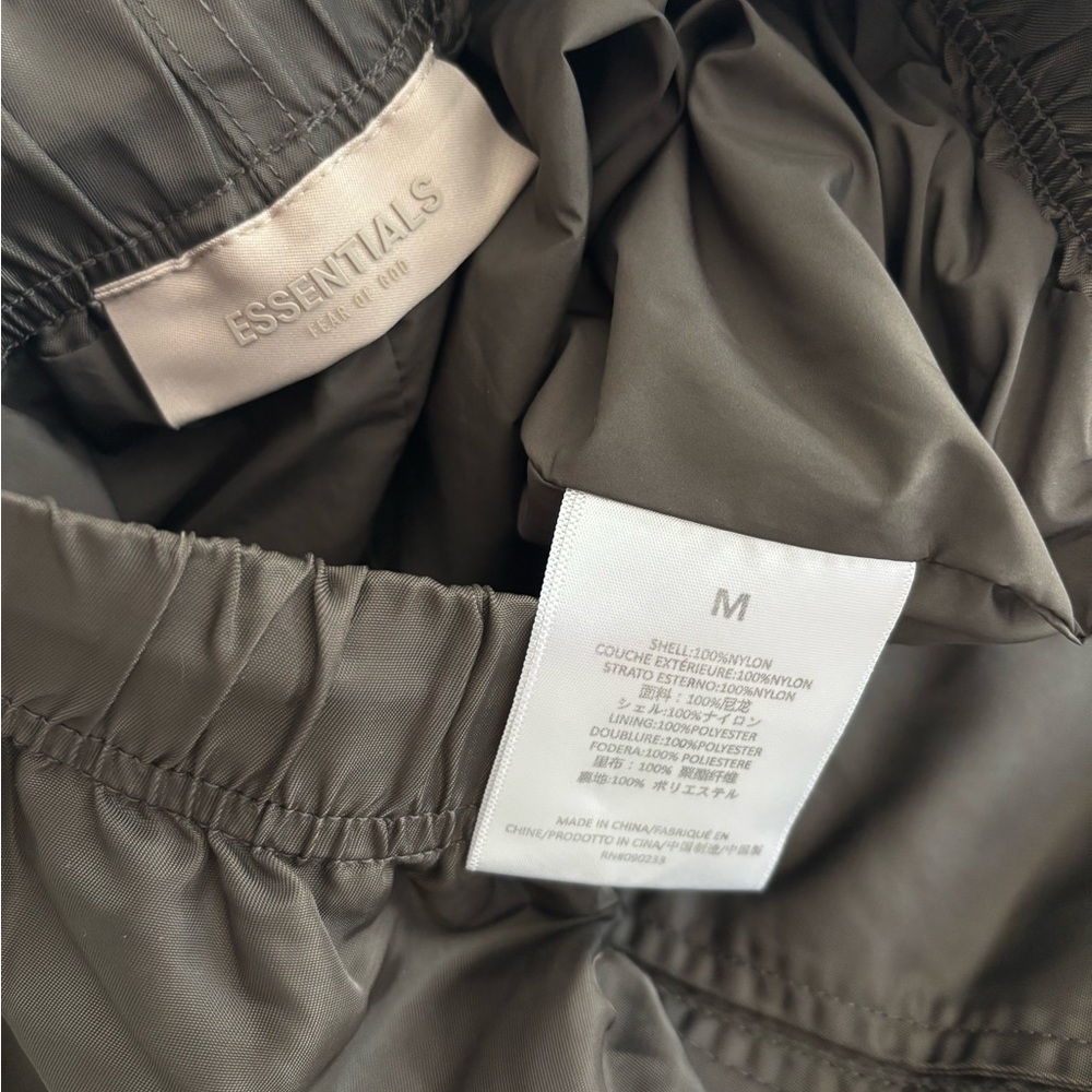 Essentials Dark Olive Drawstring Shorts Size M - image 8